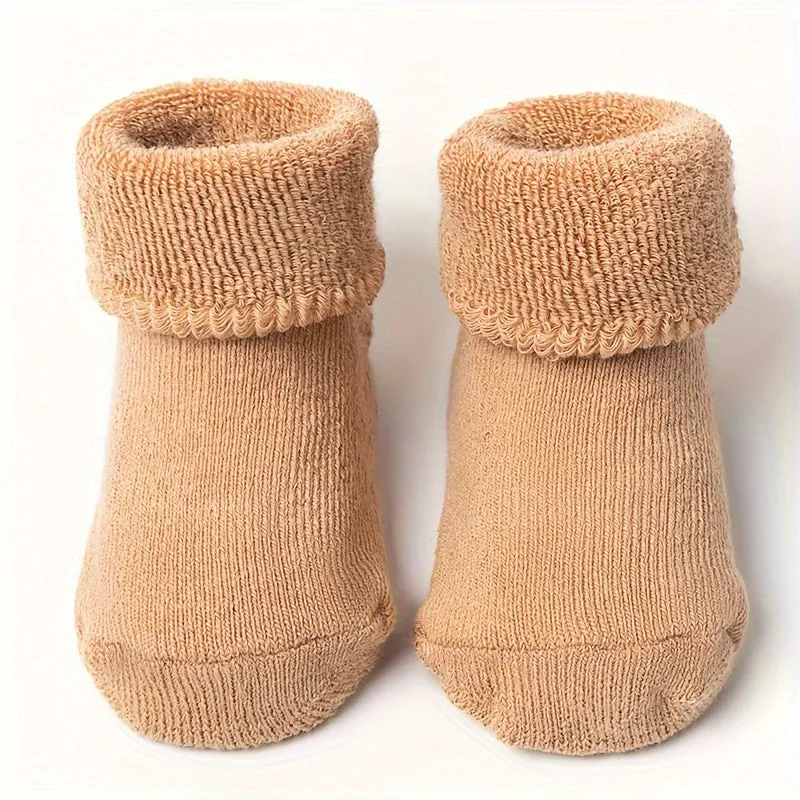 4 Pairs of Soft and Warm Baby Socks with Non-Slip Grips for Fall/Winter - Suitable for Infants 12 Months and Under