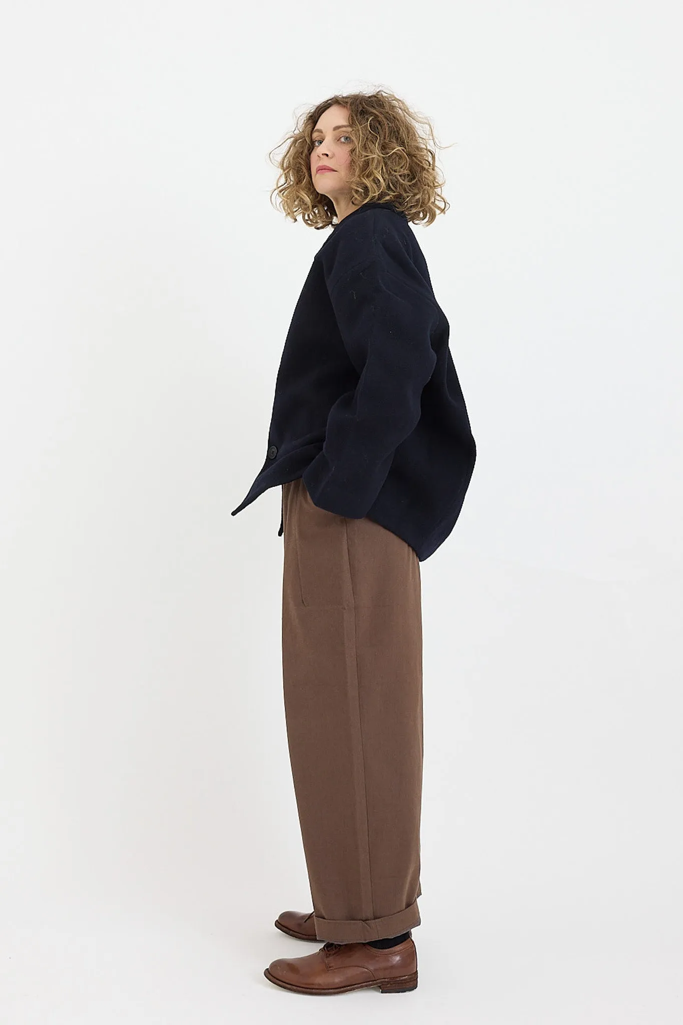 7115 by Szeki - Signature Pleated Trouser