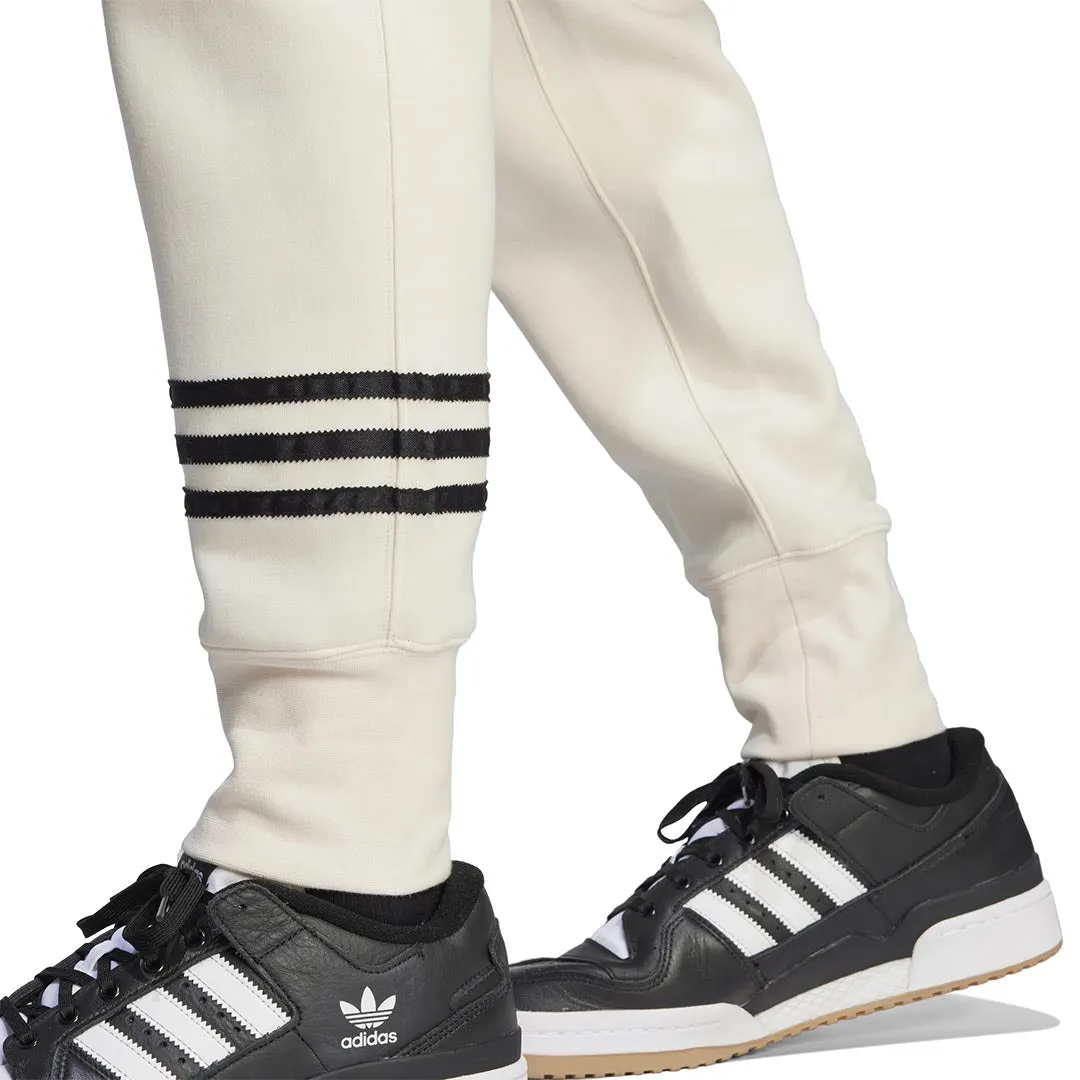 adidas - Men's Adicolor Neuclassics Sweatpant (IM2095)