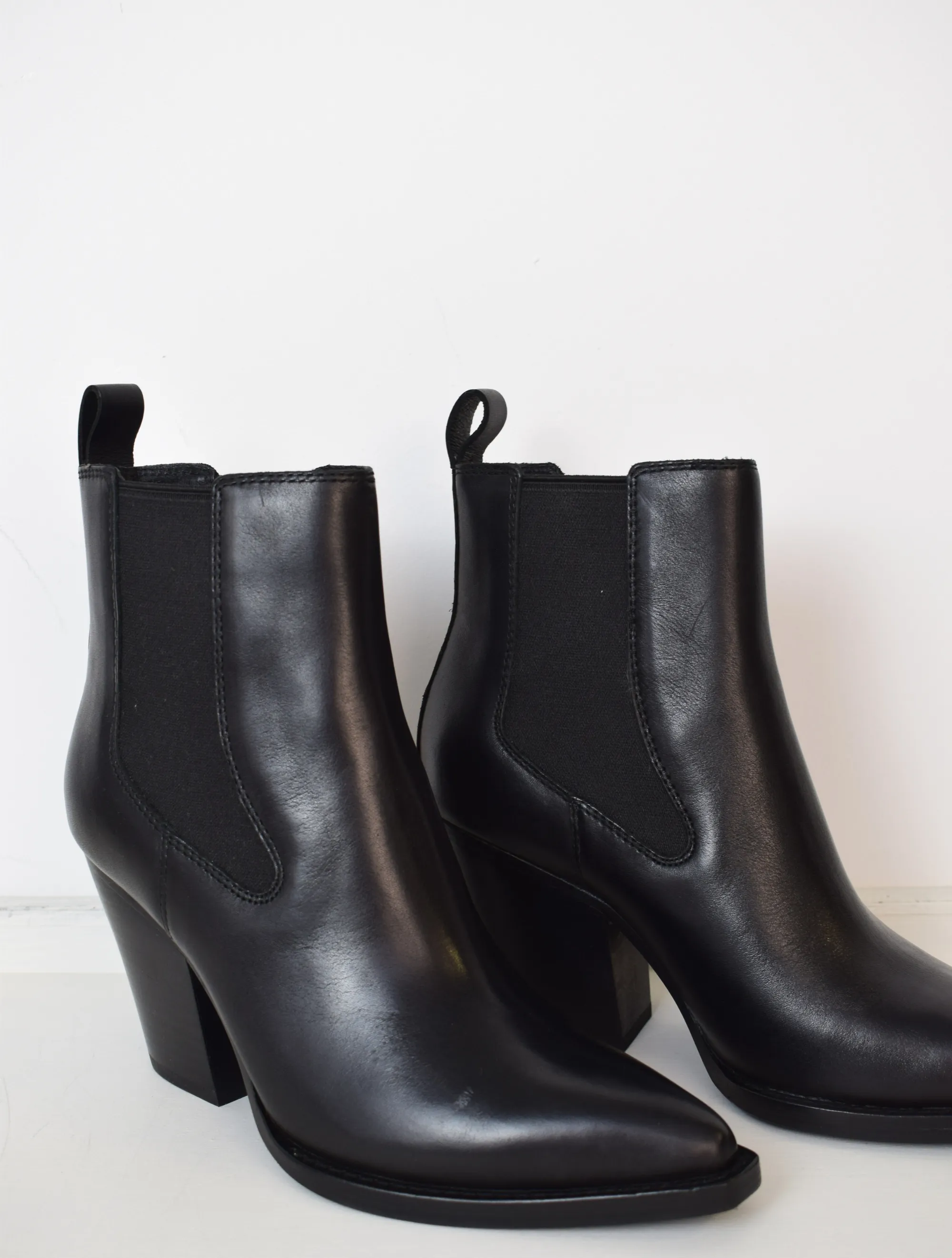 Emi Boot Black