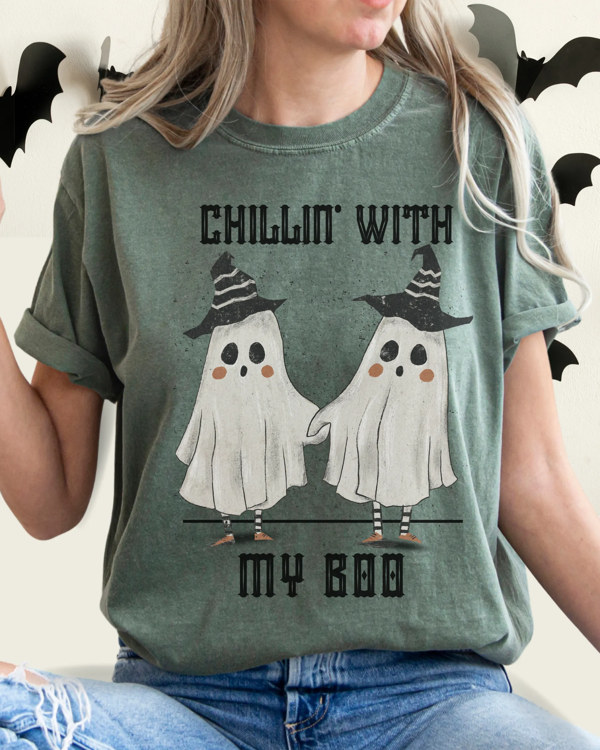 Halloween Comfort Colors® T-Shirt, Chillin' With My Boo Women's Gothic Creepy Design T-Shirt