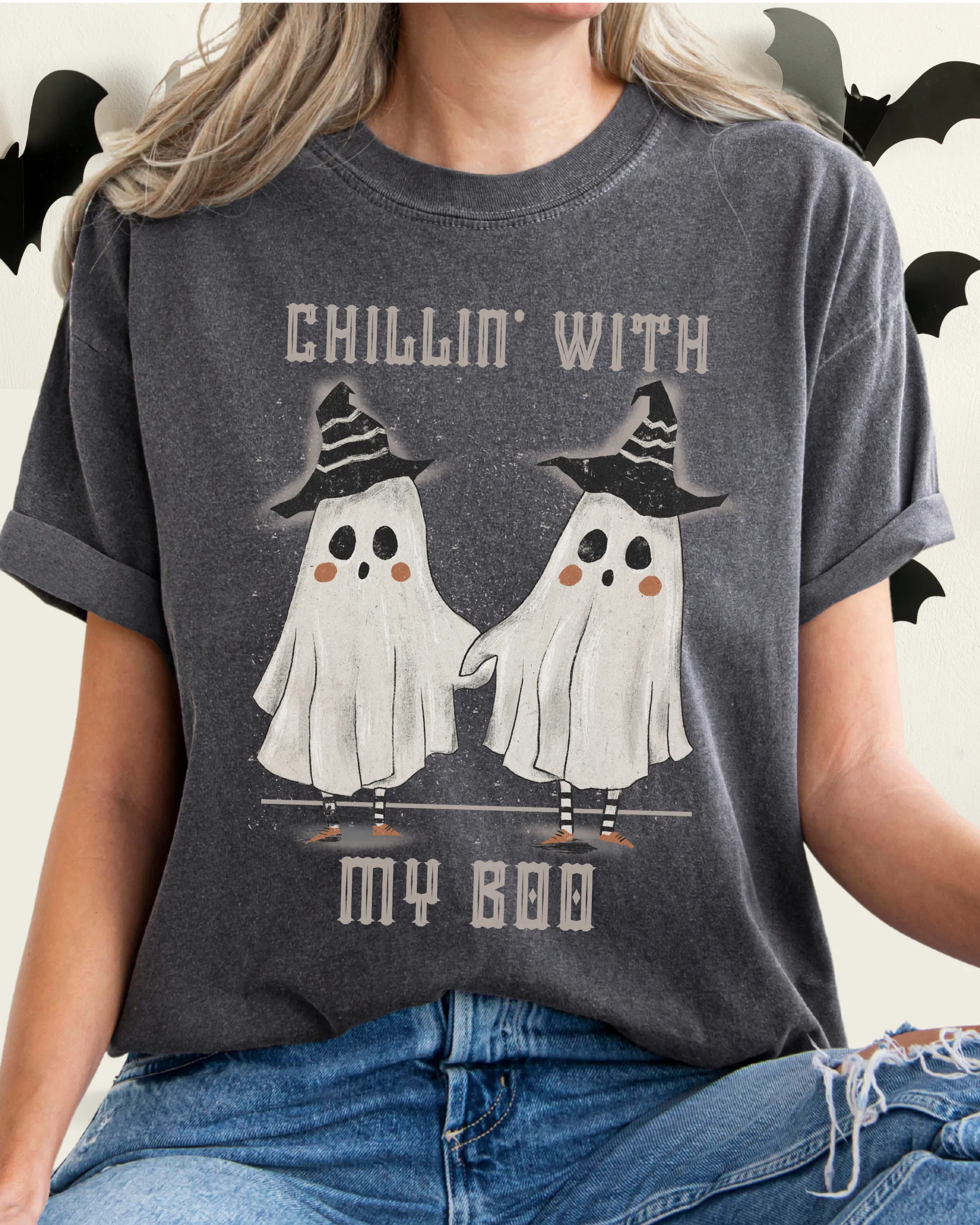 Halloween Comfort Colors® T-Shirt, Chillin' With My Boo Women's Gothic Creepy Design T-Shirt