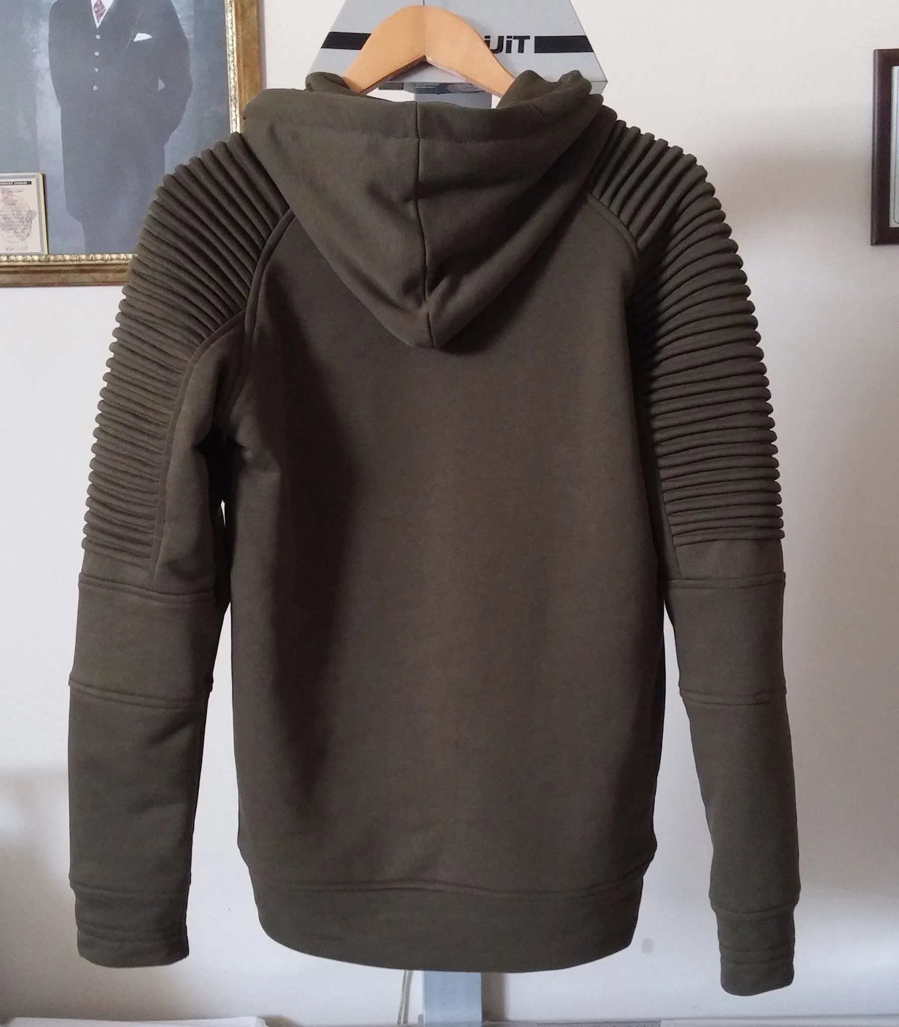 Men's Quilted Shoulder Front Zippers Sweatshirt Hoodie  / Skinny Fit Sweater