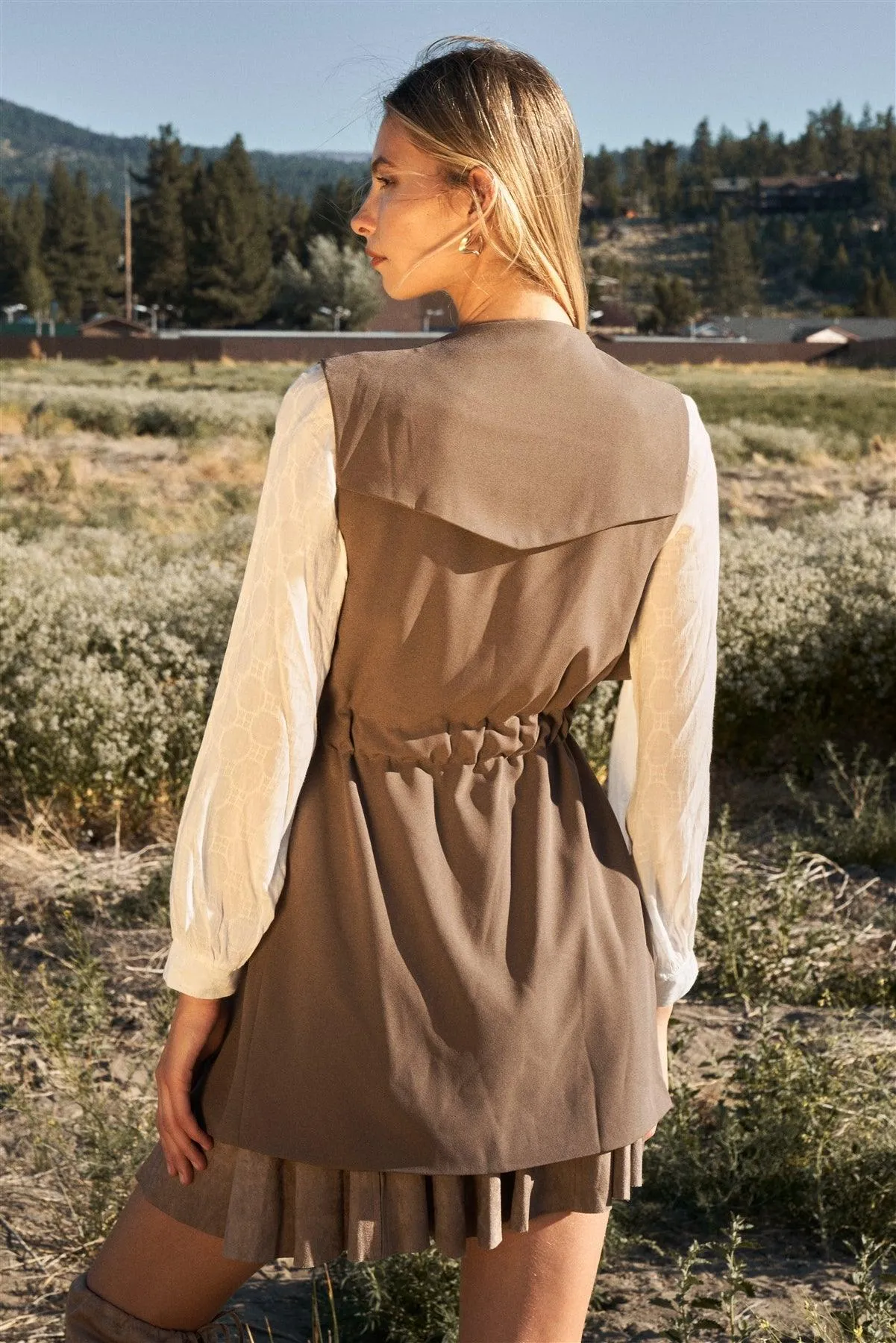 Mocha Lapel Neck Sleeveless Belted Short Vest Trench Coat /1-2-1