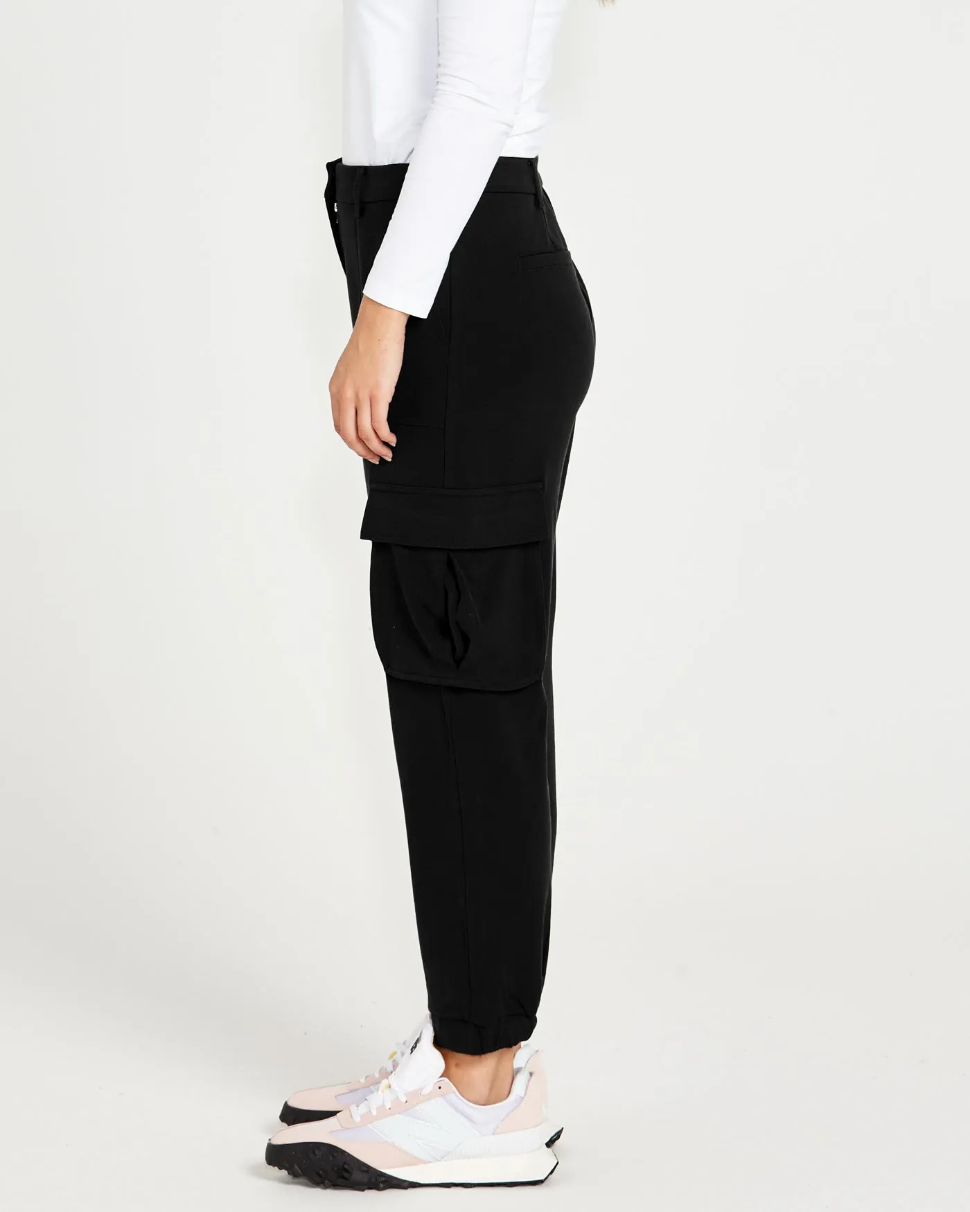 Sass Mischa Cargo Jogger - Black