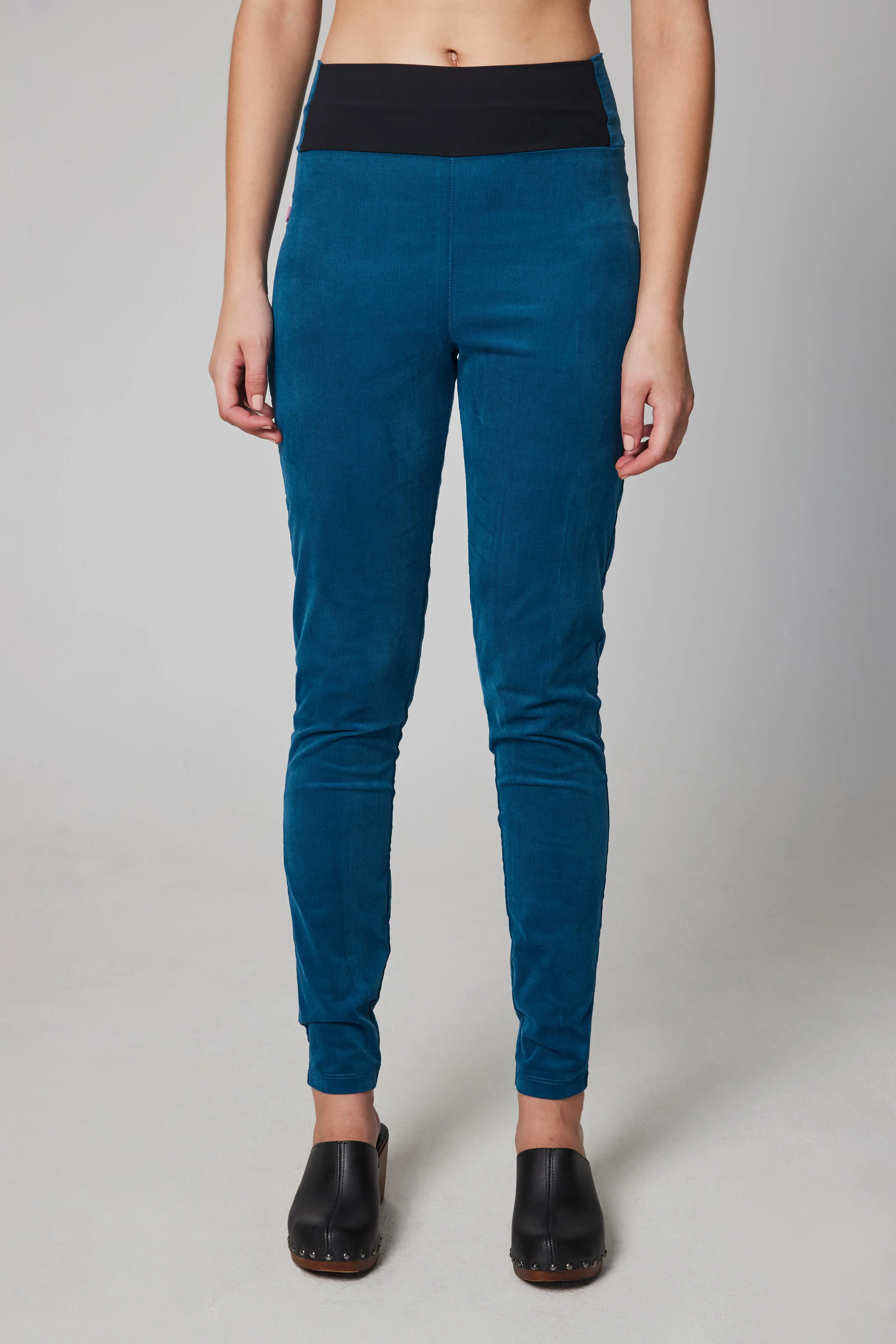 Slim-fit Velvet Corduroy Pant - Teal