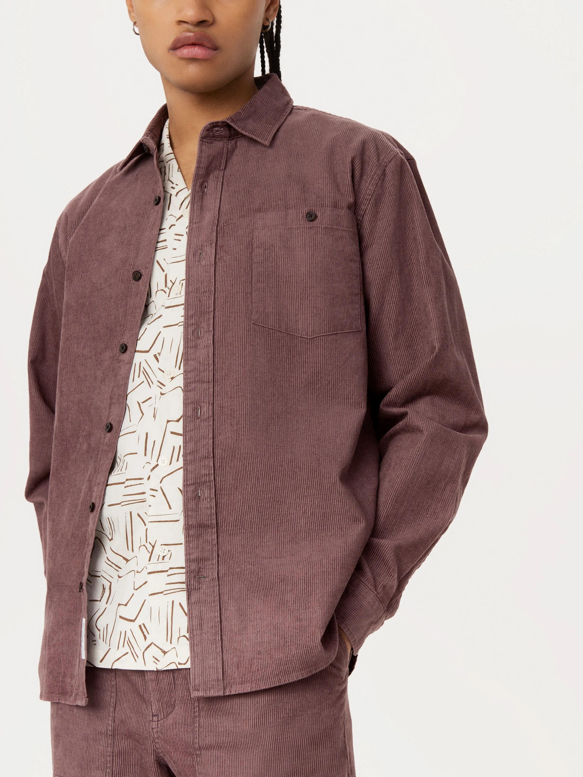 The Light Corduroy Shirt in Dark Clay