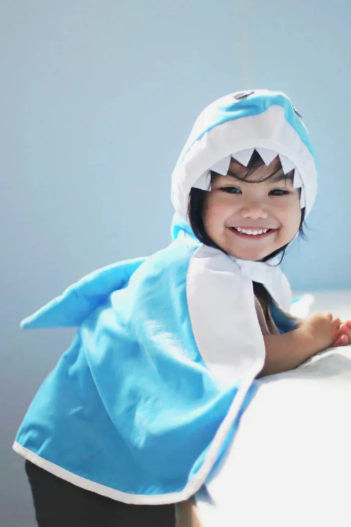 Toddler Shark Cape 52982