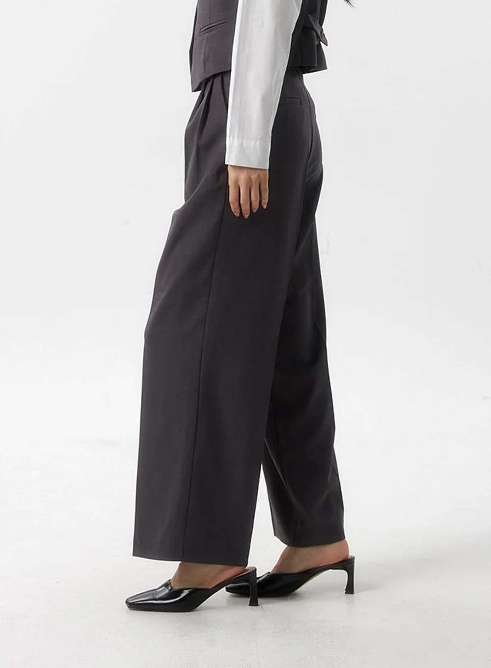 Wide Fit Tailored Pants IS315