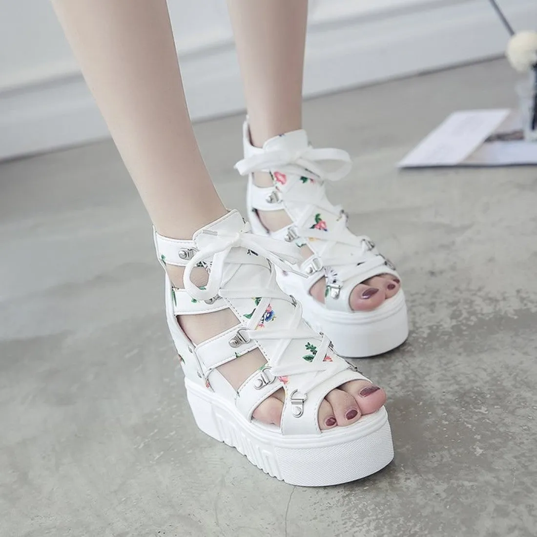 Women Floral Graphic Lace-Up Front Wedge Summer Sandals