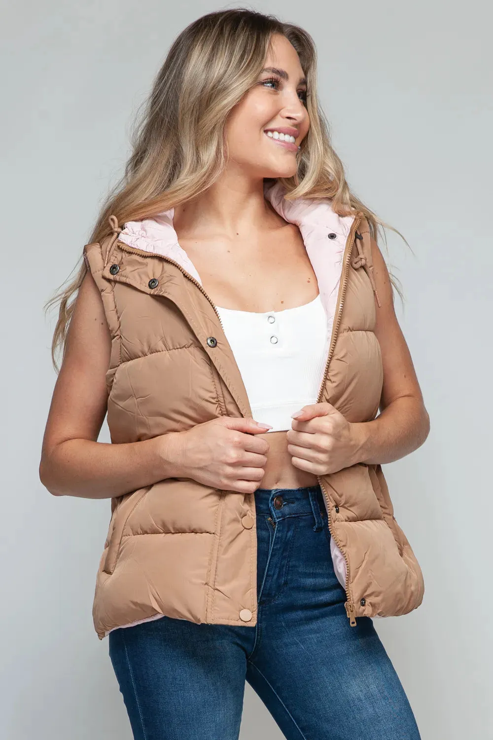 Women’s zip up hooded Vest